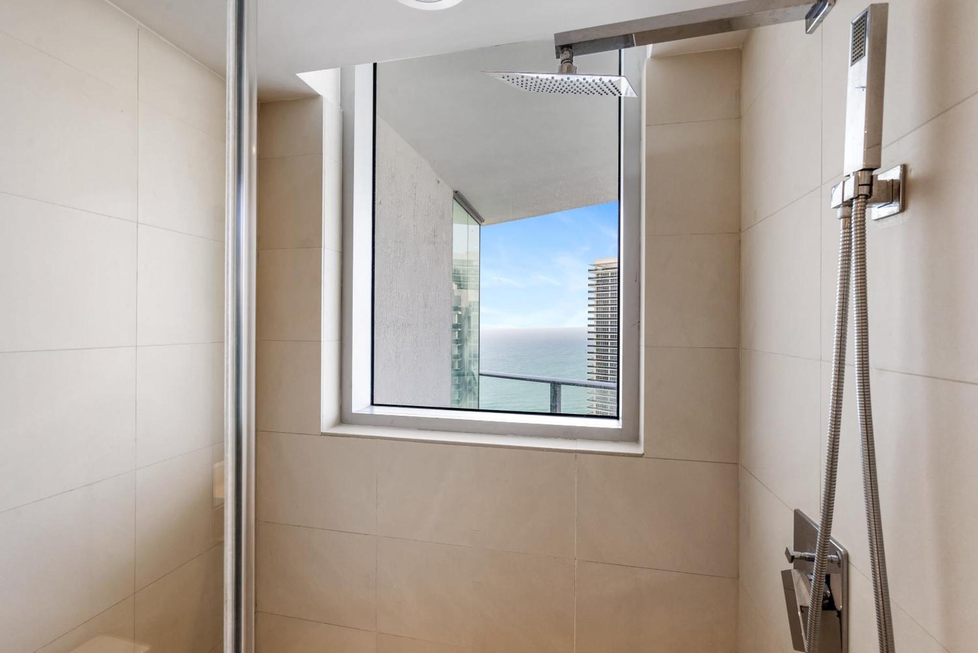 High Floor Corner 2 Bdr At Lyfe Resort Hollywood Buitenkant foto