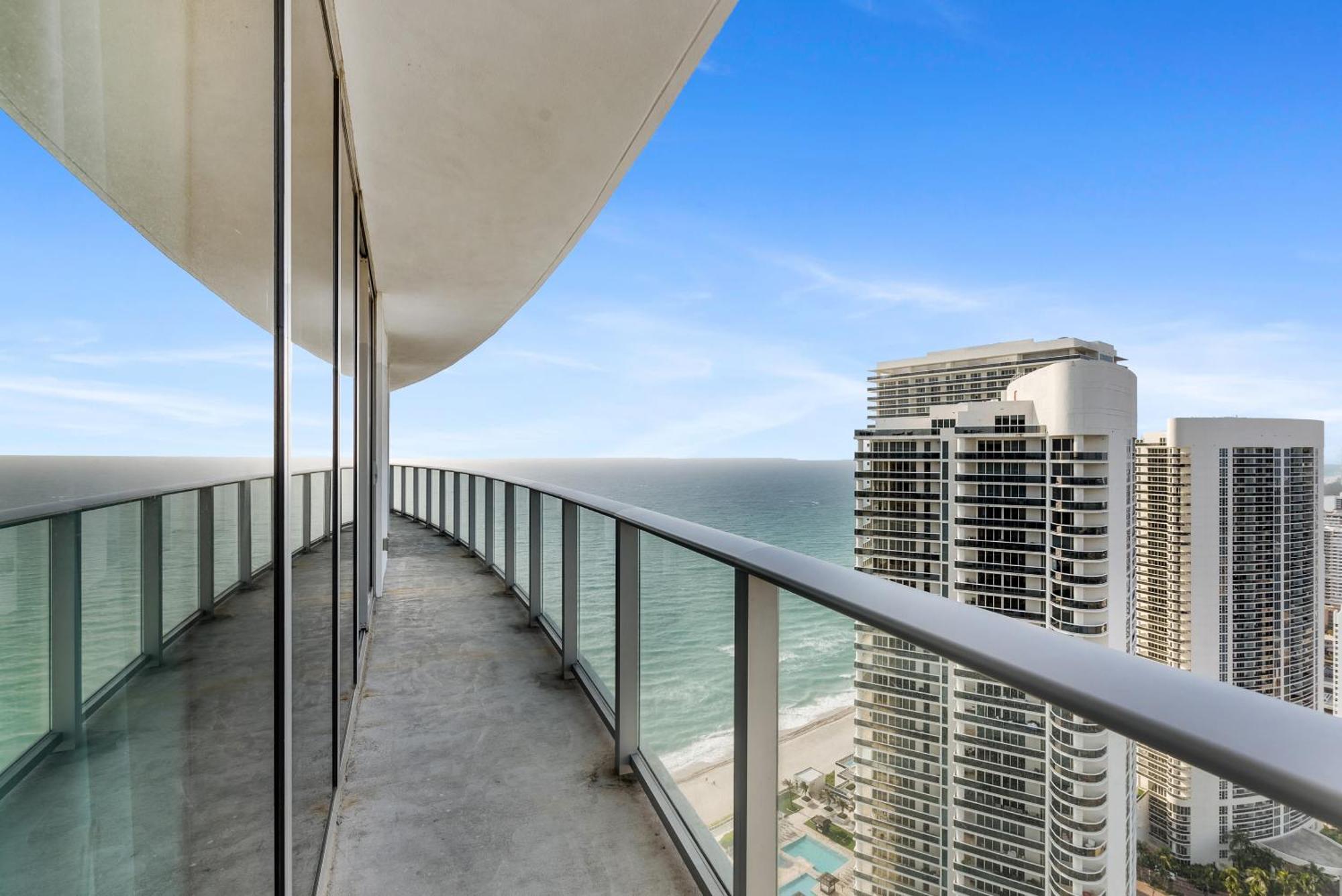 High Floor Corner 2 Bdr At Lyfe Resort Hollywood Buitenkant foto